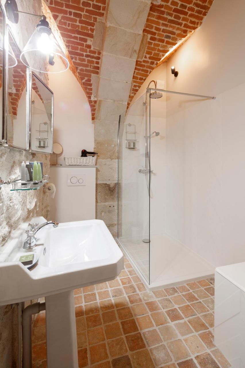 Le Domaine De Fleury - Pierres D'Histoire Apartment ภายนอก รูปภาพ