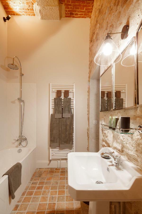 Le Domaine De Fleury - Pierres D'Histoire Apartment ภายนอก รูปภาพ